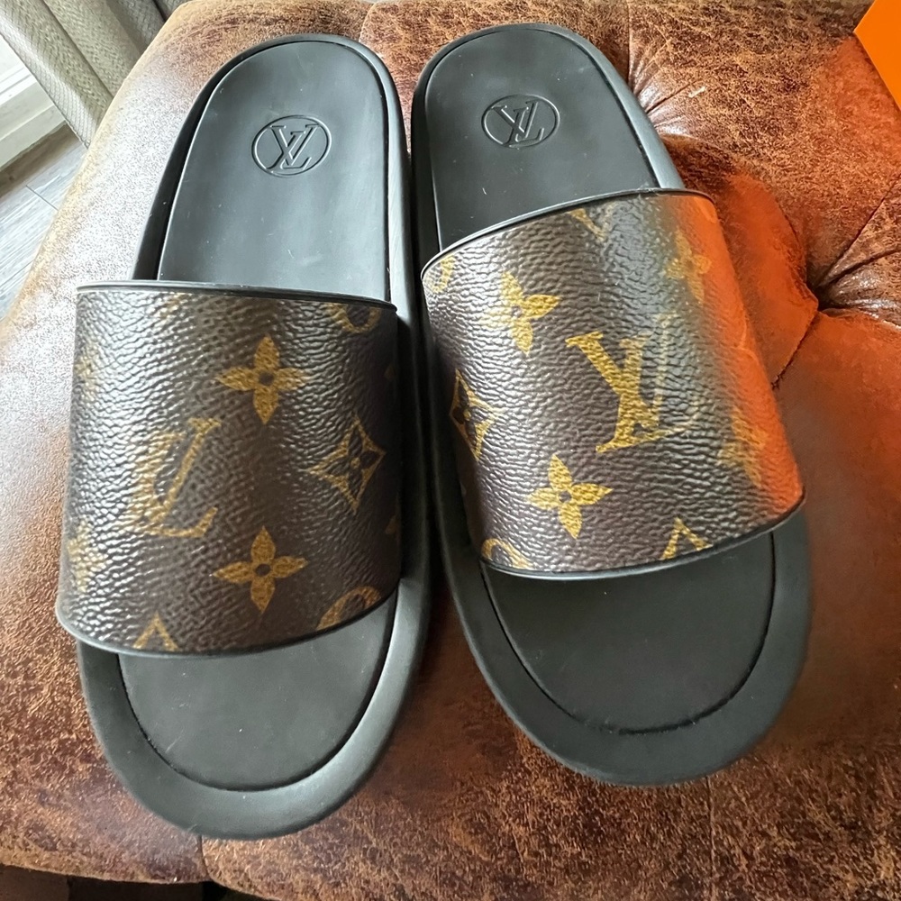 Louis Vuitton Monogram Sunbath Slide Sandals